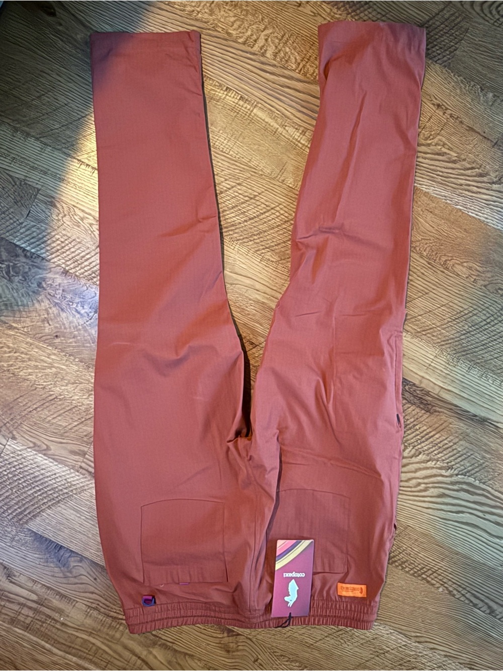 Cotopaxi women’s salto organic ripstop pant. Large, color spice NWT - Picture 5 of 8